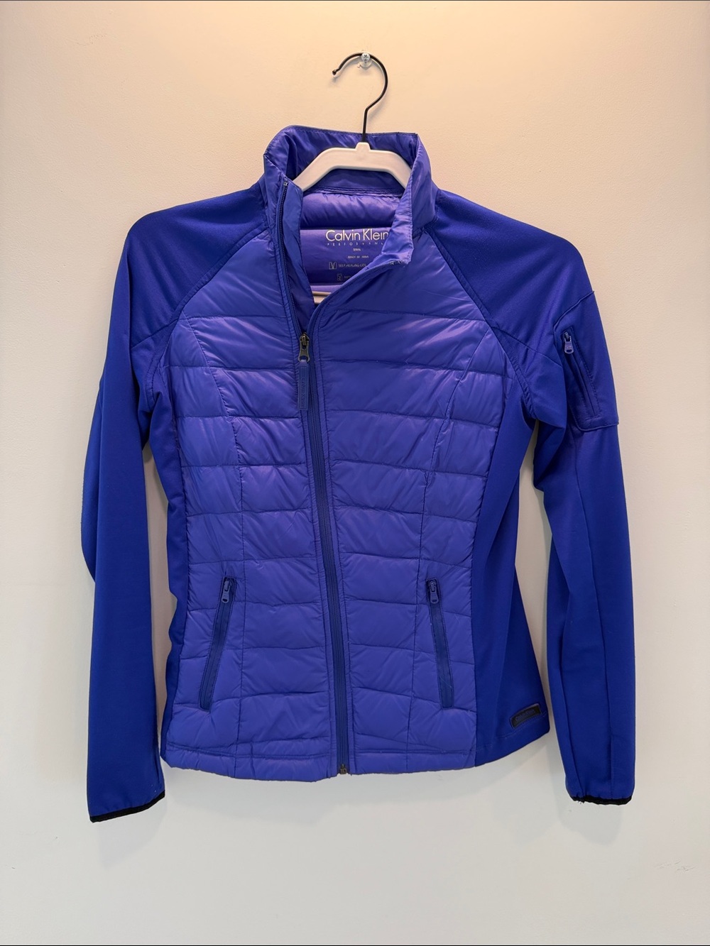 Calvin Klein Women's Violet Quilted Hybrid Jacket